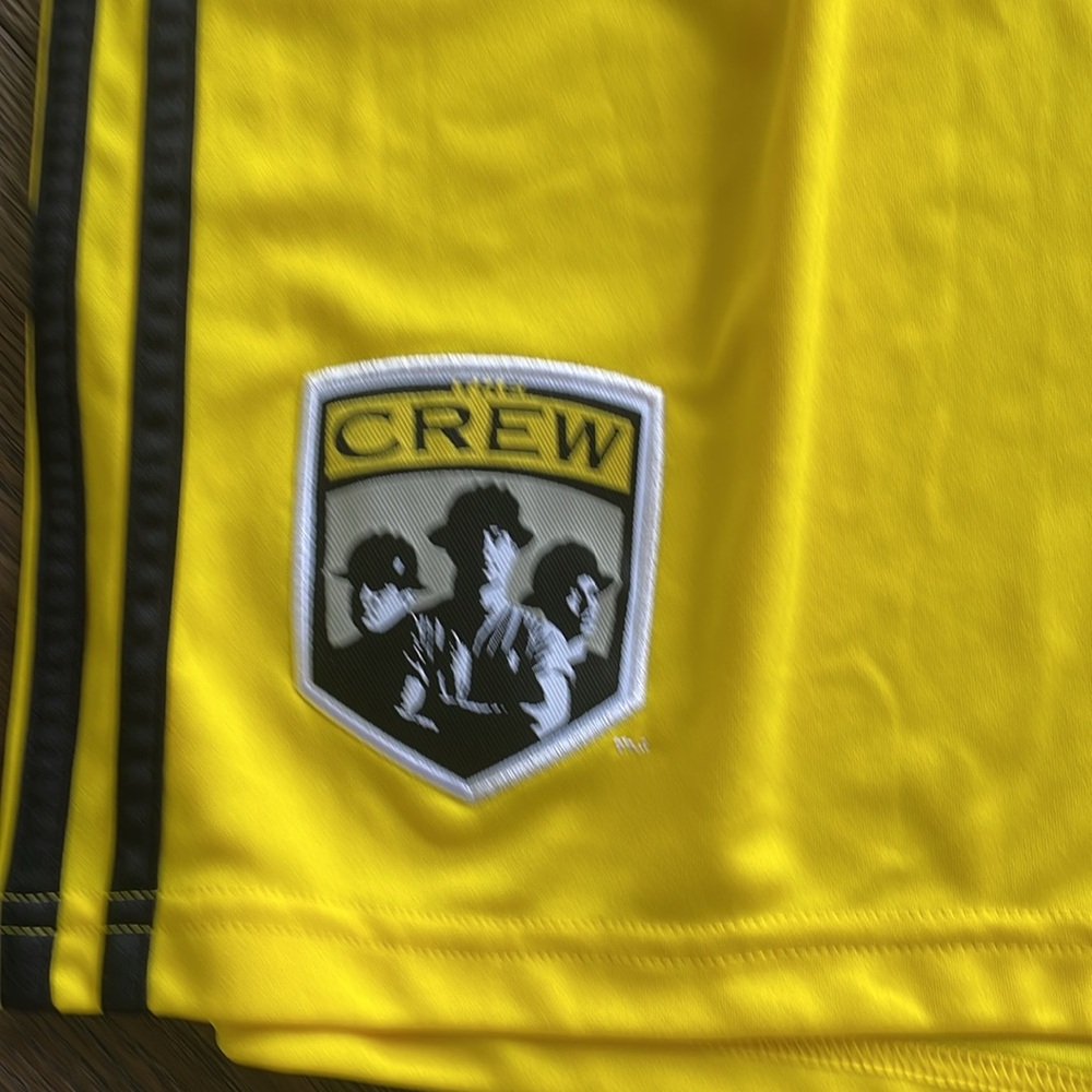 Columbus Crew yellow shorts mens M - Picture 2 of 6